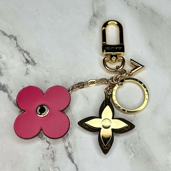 EUC Louis Vuitton Porto Cle Blooming Flower Key Chain Bag Charm - Picture 4 of 16